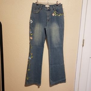 Think Tank Embroidered Bootcut‎ Jeans Size 6